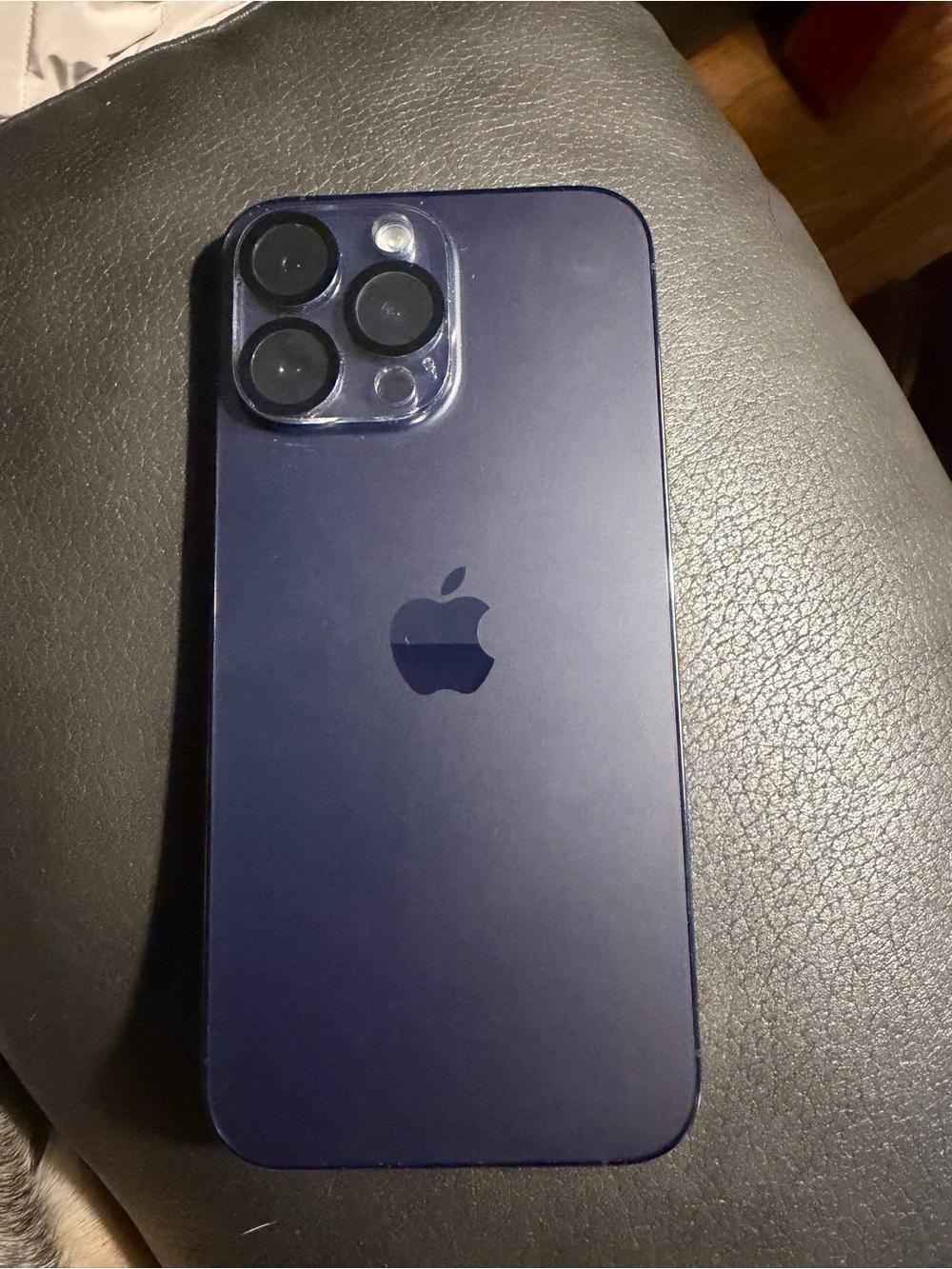 Apple iPhone 14 Pro Max - Picture 2 of 2